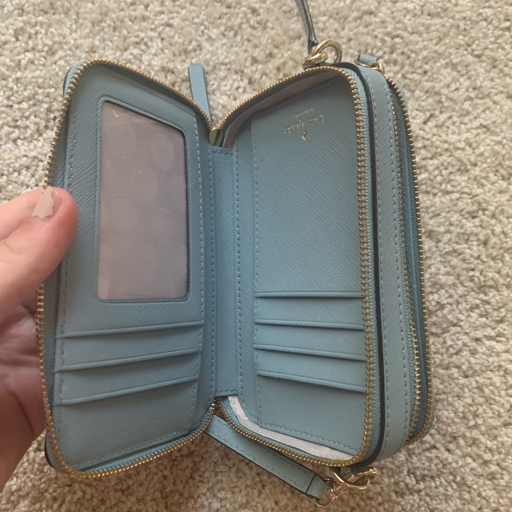 Authentic Kate Spade Cross Body - Picture 4 of 5